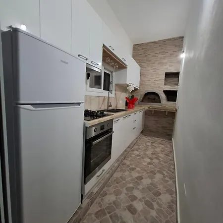 Apartamento Assi * فلورا